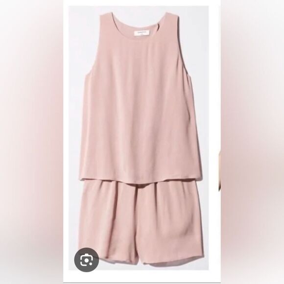 Aritzia Pants - Aritzia/Babaton Donachie Romper Sz XXS